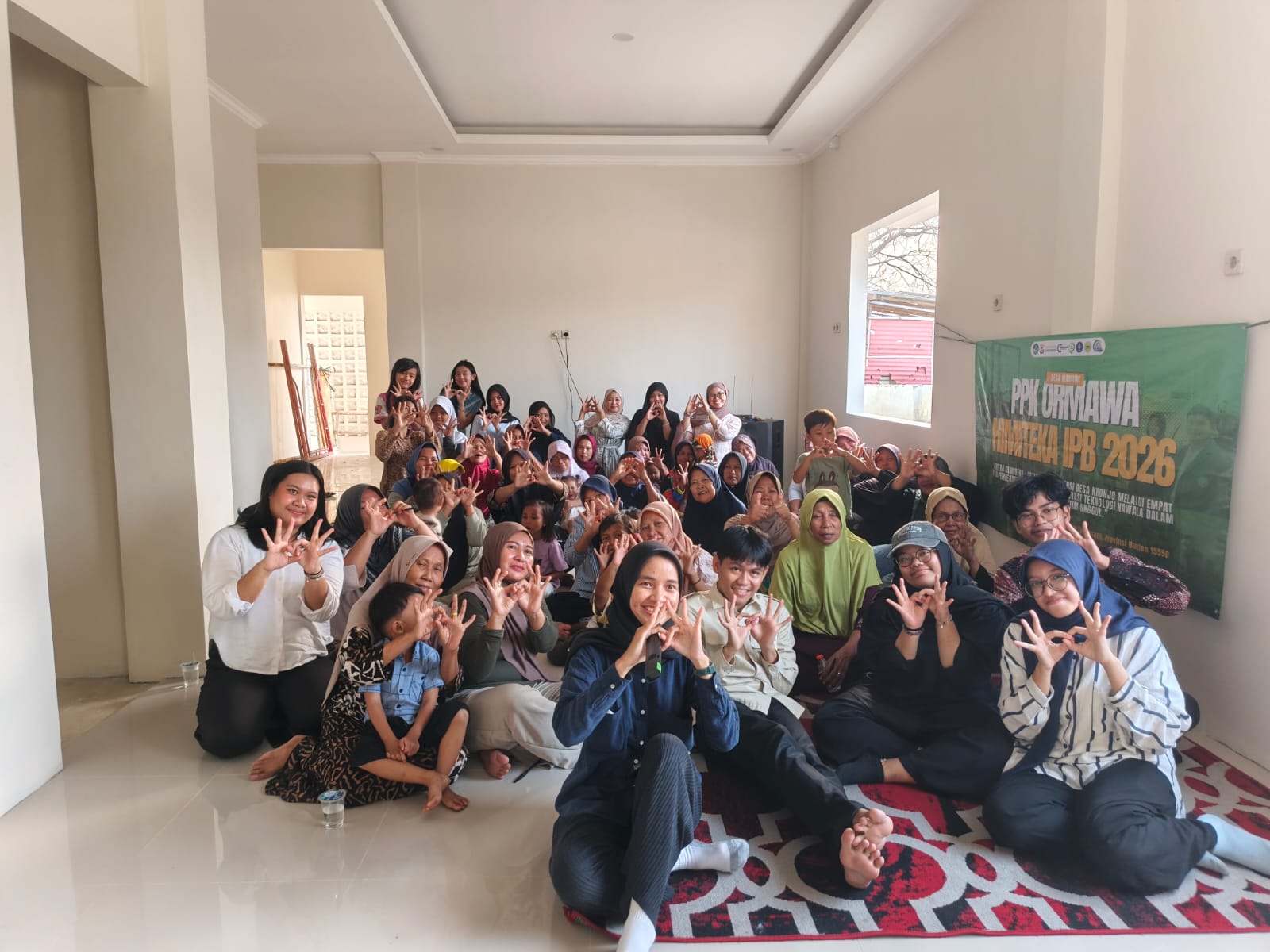 HIMITEKA IPB Luncurkan Program Lingkungan di Desa Kronjo